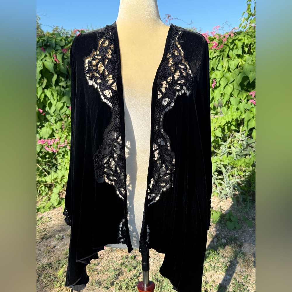 4 Love and Liberty Johnny Was Black Velvet Crochet Open Kimono Topper Duster